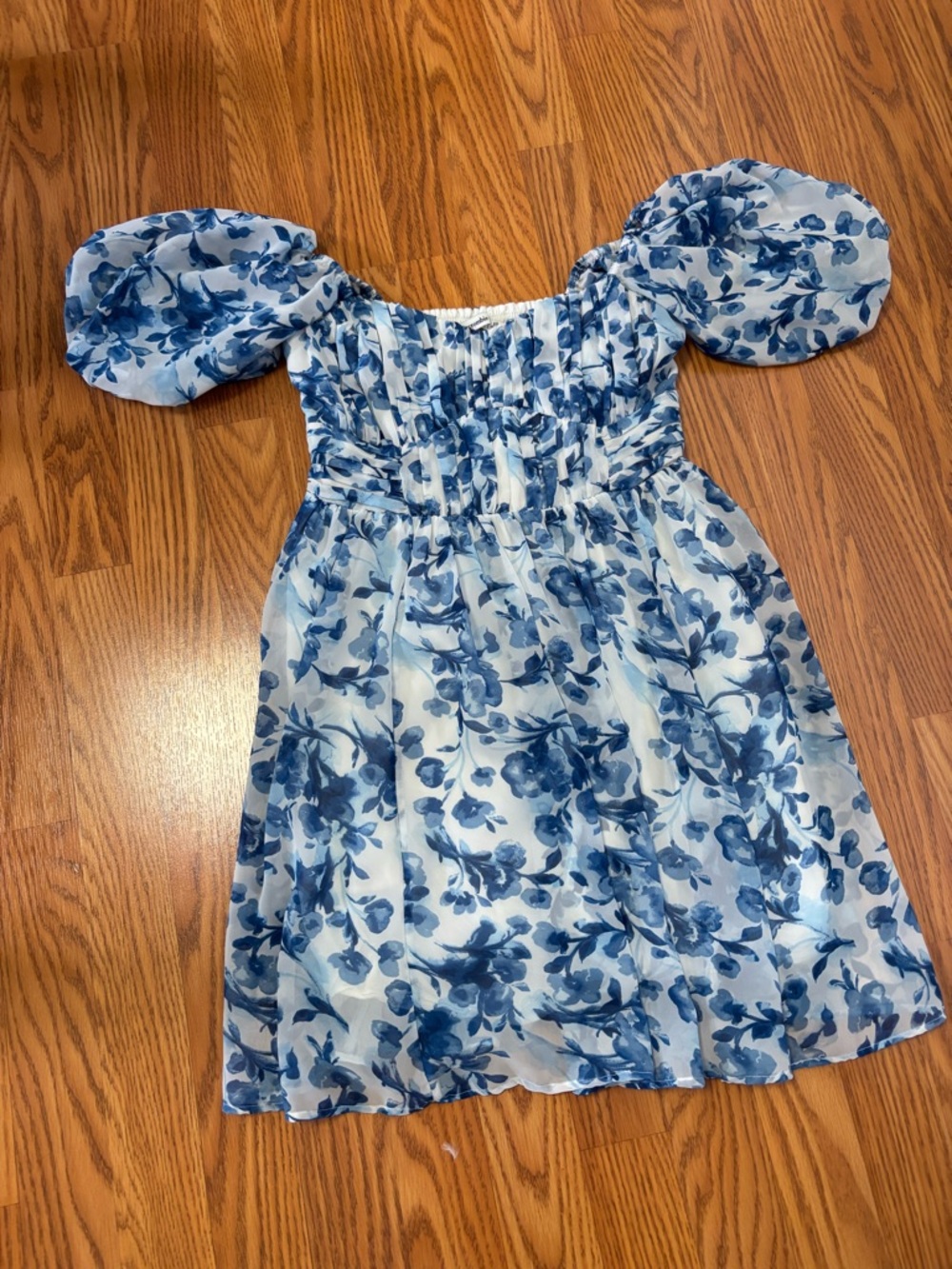 Abercrombie & Fitch White Dress with Blue Floral Print